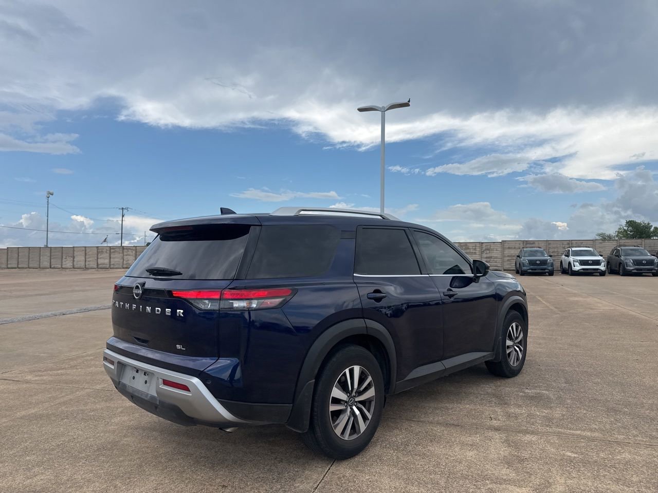 Certified 2022 Nissan Pathfinder SL w/ Lighting Package (N92) FWD image 20