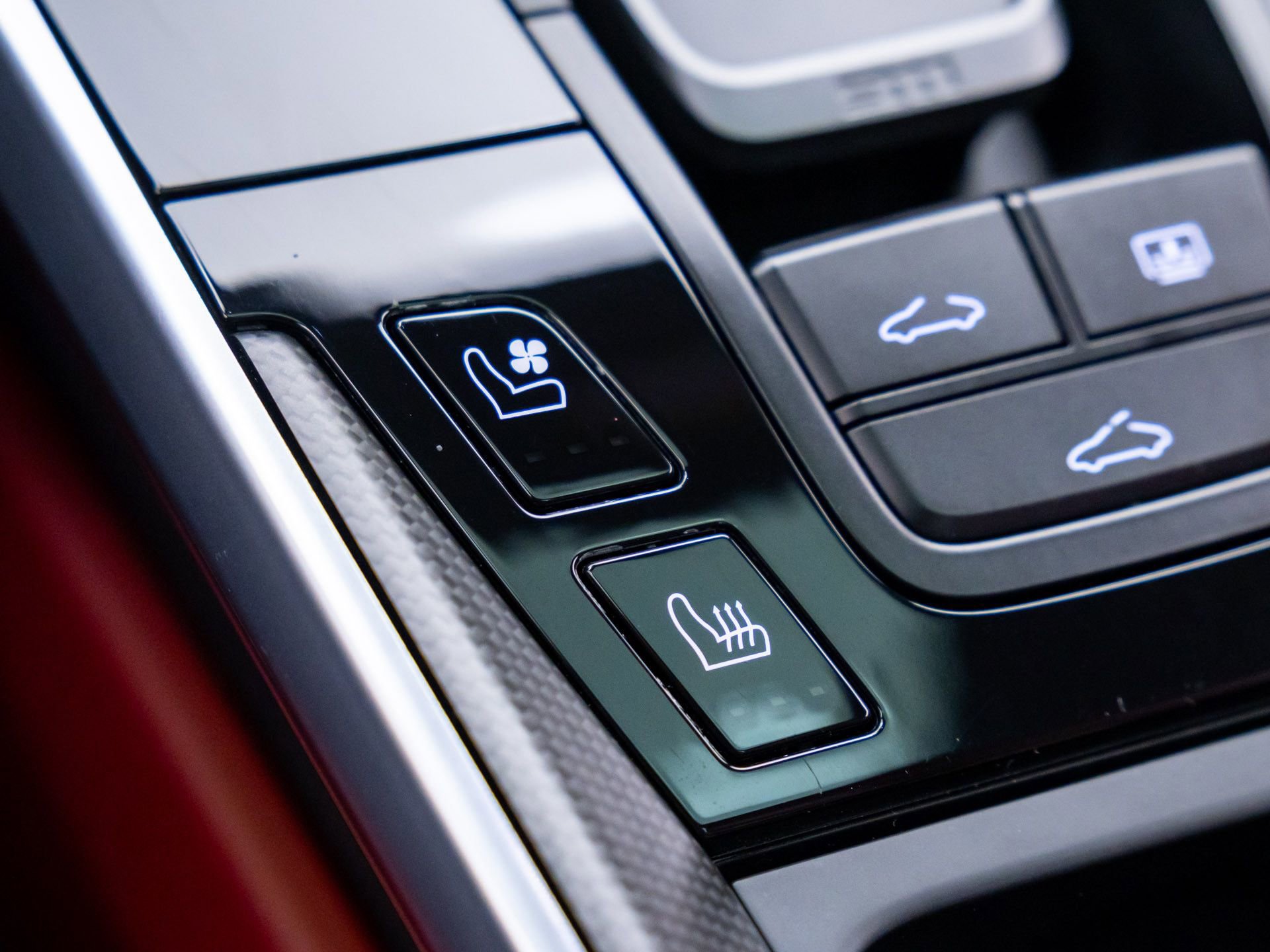 Certified 2022 Porsche 911 Turbo S image 30