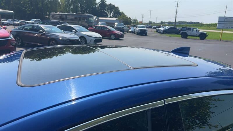 Used 2023 Chevrolet Malibu LT FWD image 11