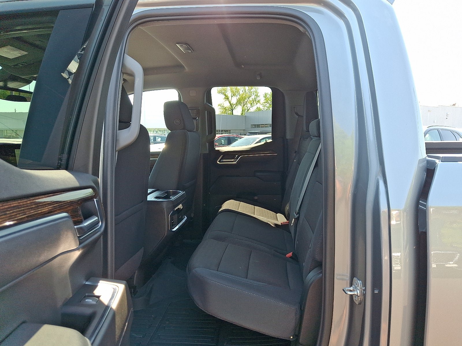 Used 2025 GMC Sierra 1500 Elevation AWD/4WD image 10