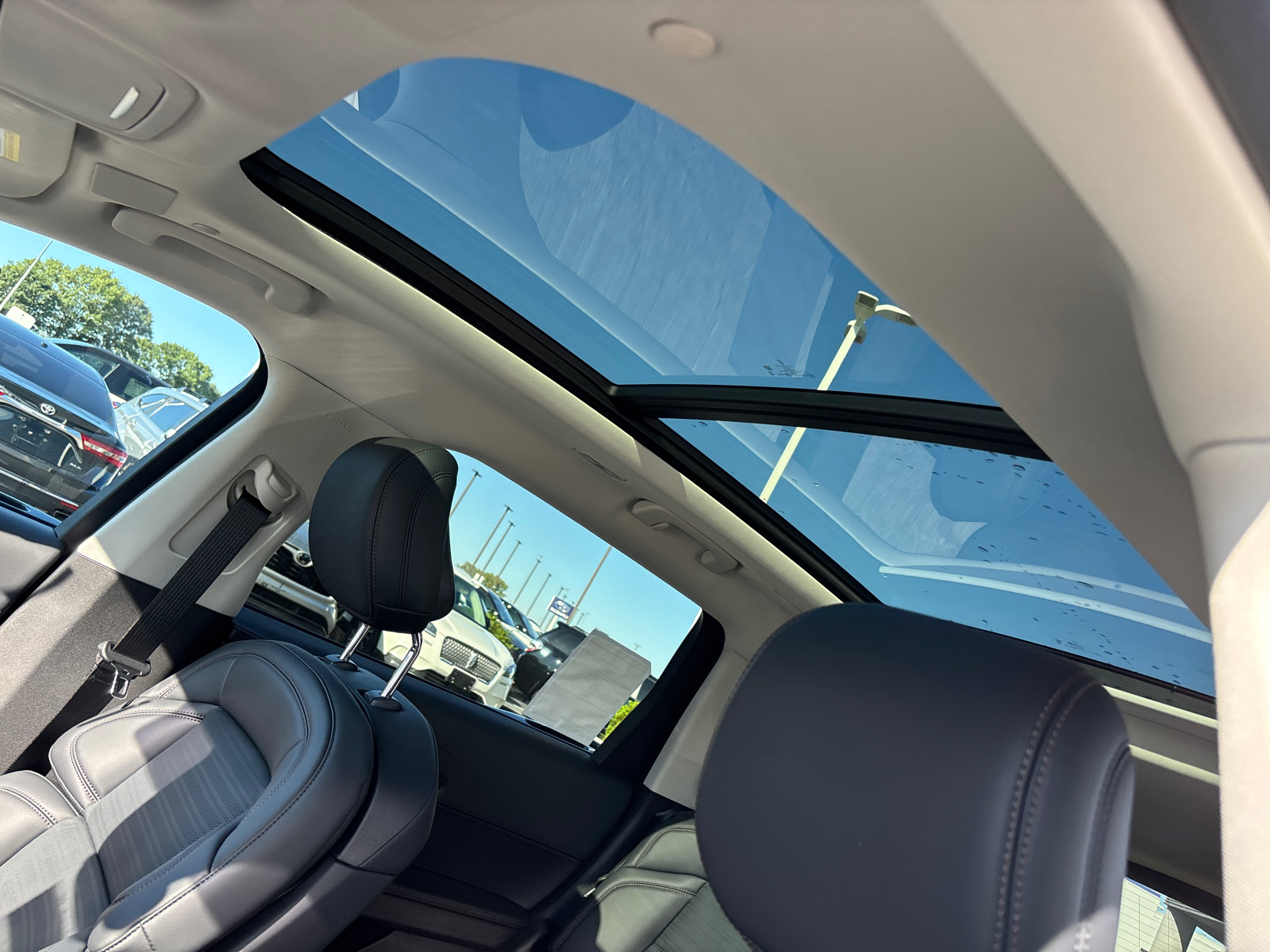 New 2026 Lincoln Nautilus Reserve AWD/4WD image 25