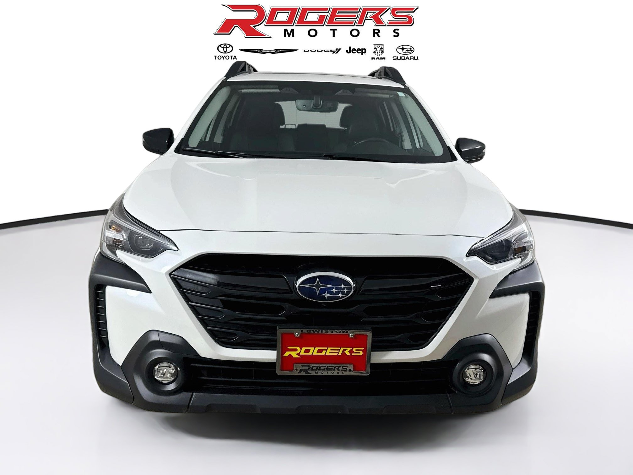 Used 2024 Subaru Outback Onyx Edition XT AWD/4WD image 2