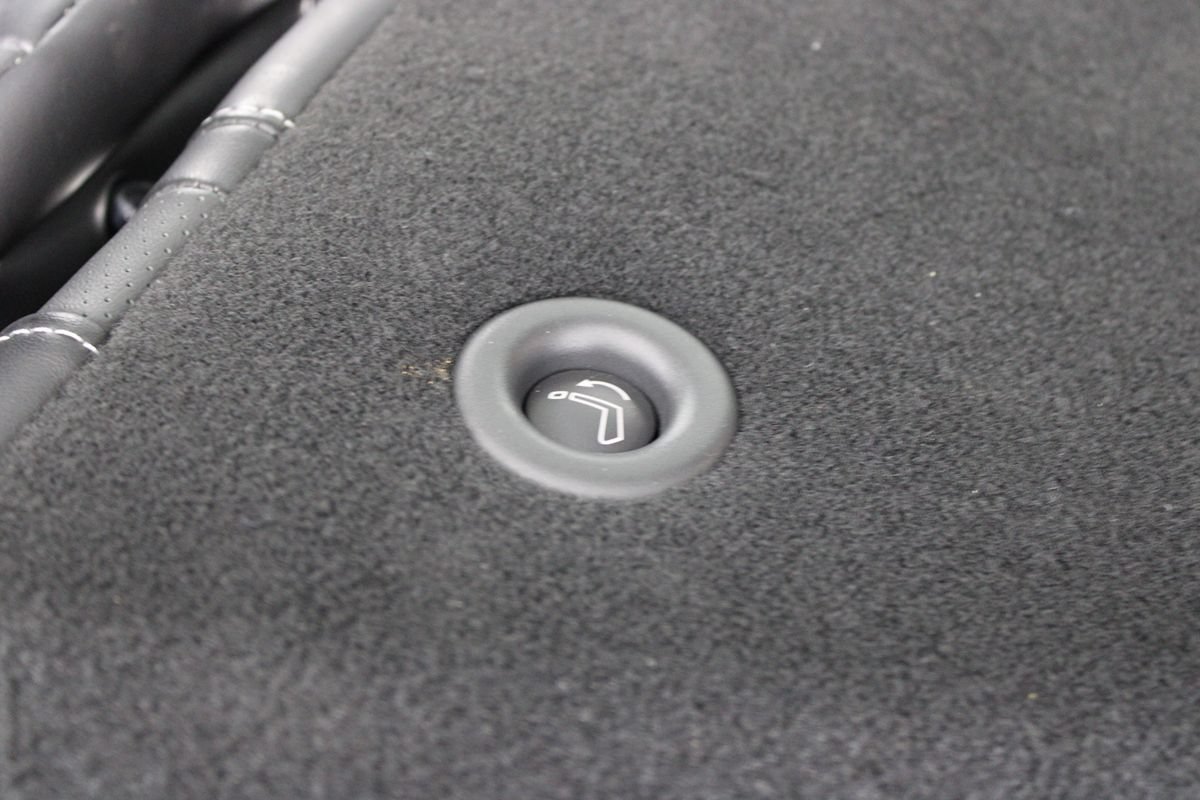 Used 2023 INFINITI QX60 Luxe w/ Cargo Package FWD image 38