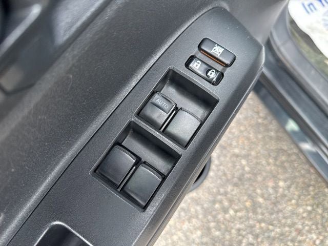 Used 2010 Scion xB FWD image 18