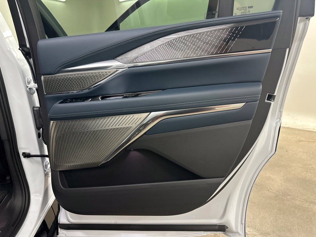 Certified 2026 Cadillac Escalade IQ Sport 2 w/ LPO, Premium Carpet Package AWD/4WD image 22