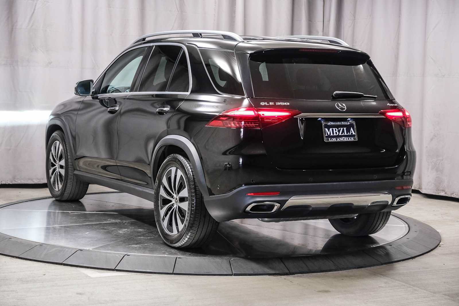 Certified 2025 Mercedes-Benz GLE 350 4MATIC image 2