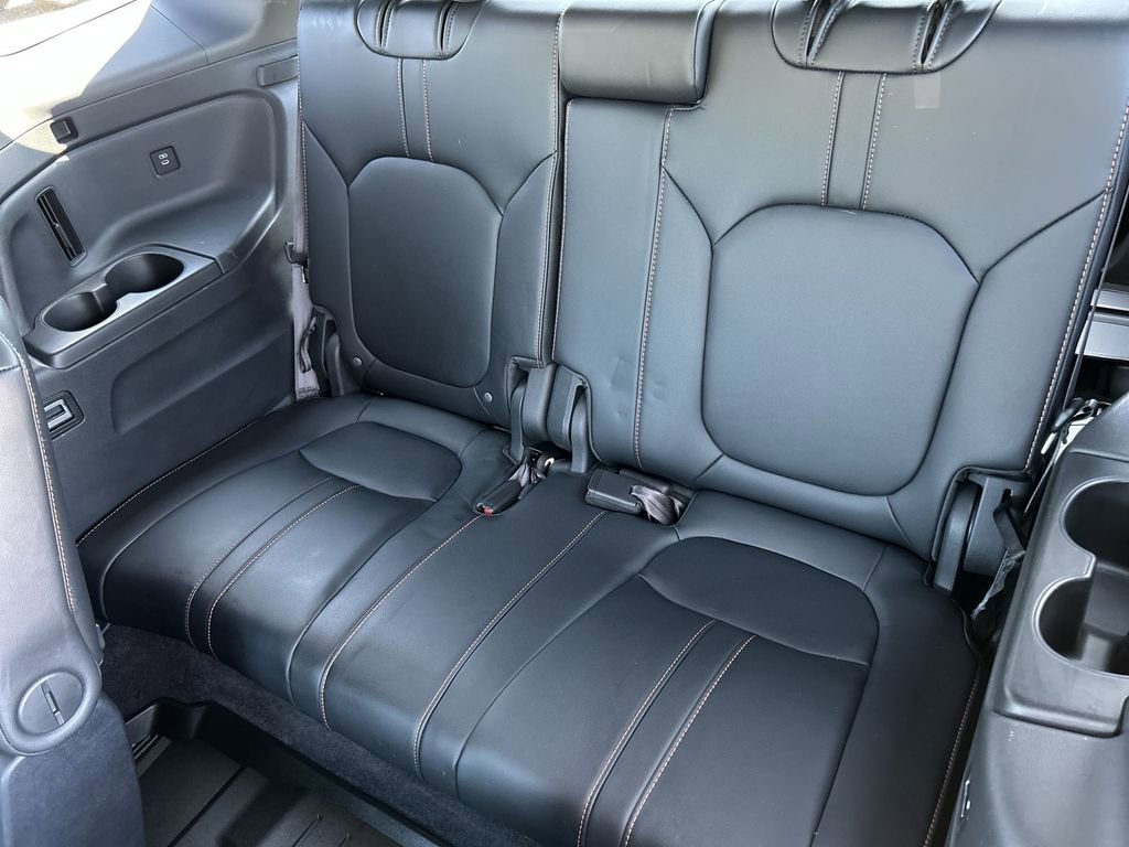 Used 2024 Honda Pilot TrailSport image 36