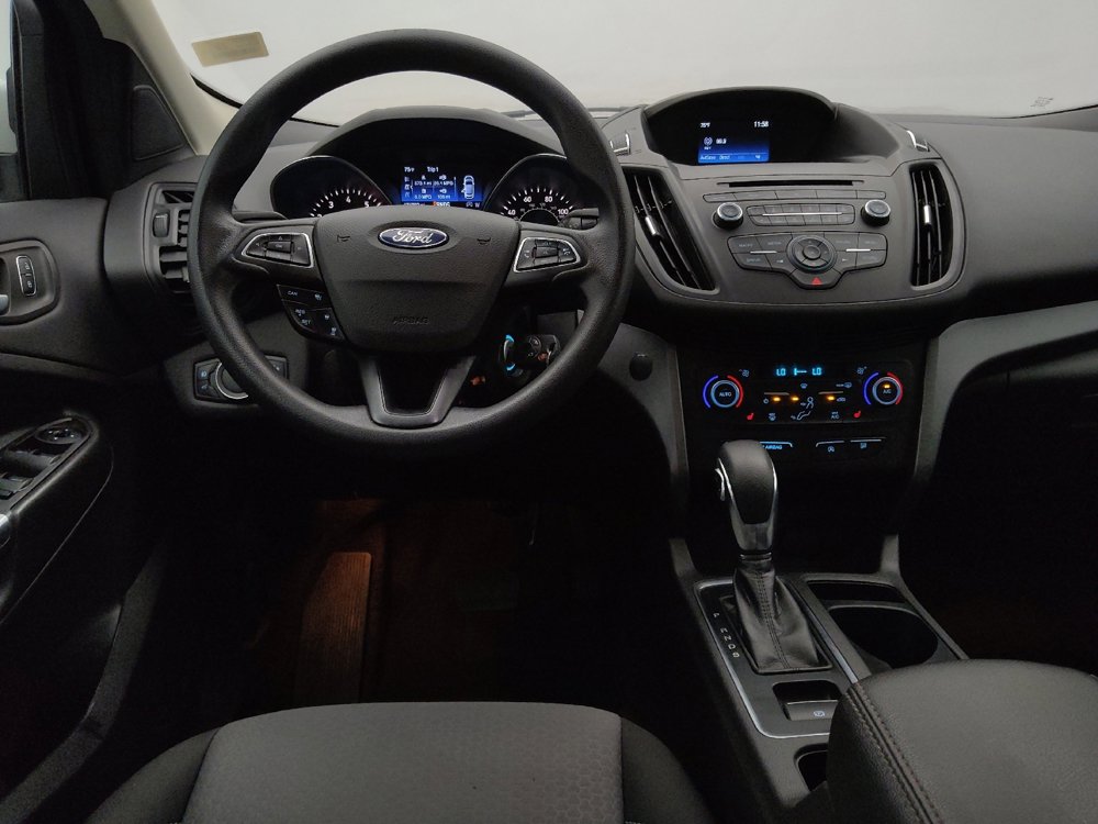 Used 2018 Ford Escape SE w/ Ford Safe & Smart Package FWD image 22