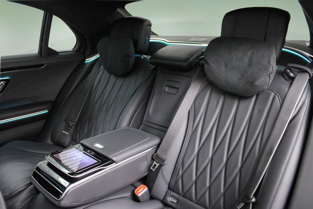 Used 2024 Mercedes-Benz S 63 AMG S image 25