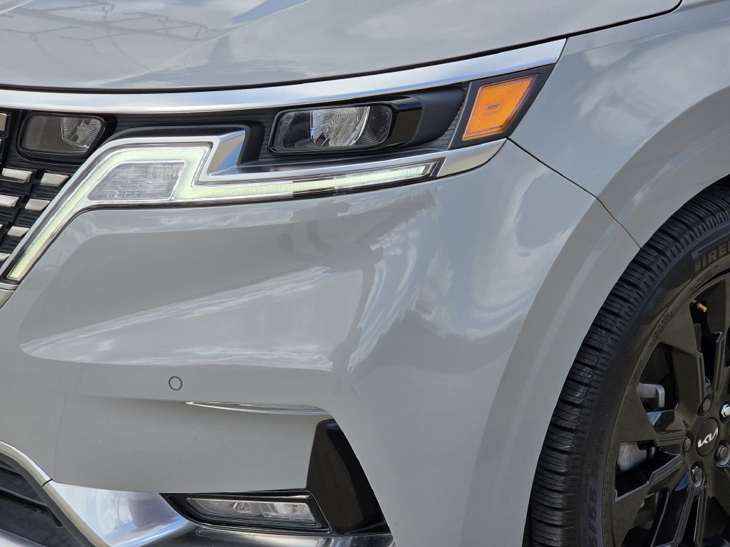 Certified 2022 Kia Carnival SX FWD image 18