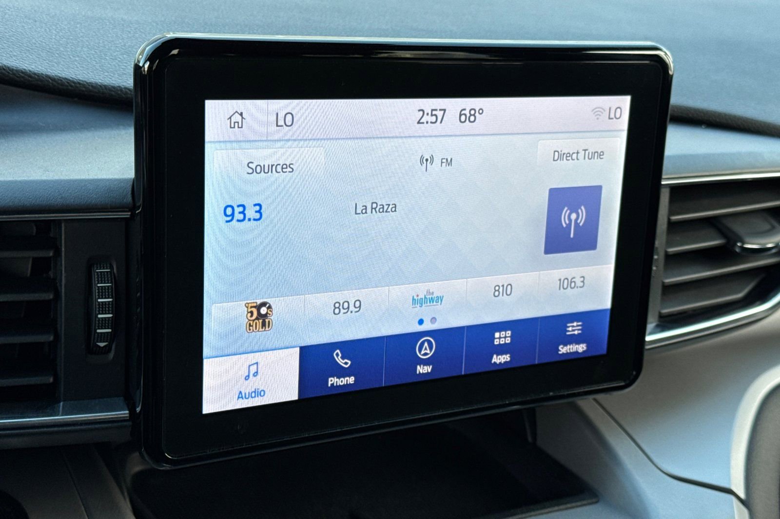 Used 2023 Ford Explorer XLT w/ Equipment Group 202A image 19