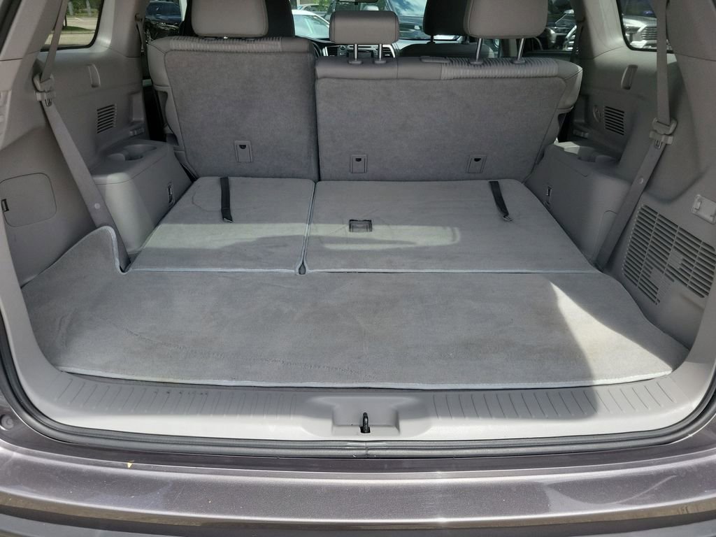 Used 2015 Toyota Highlander Plus FWD image 31