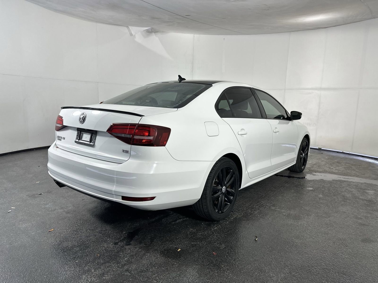 Used 2018 Volkswagen Jetta Sport image 8