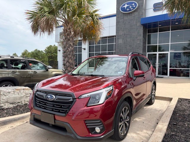 Used 2022 Subaru Forester Limited AWD/4WD image 3