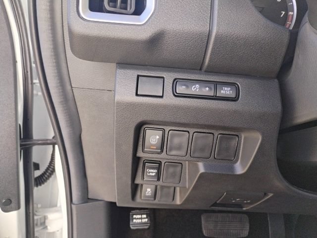 New 2026 Nissan Frontier SV w/ All-Weather Content Package AWD/4WD image 13