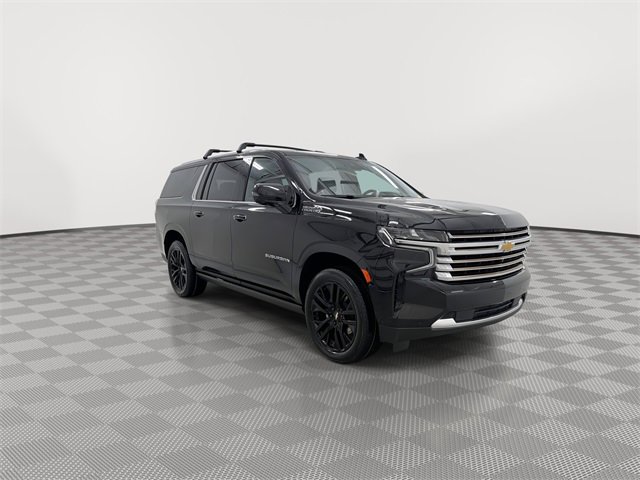 Used 2023 Chevrolet Suburban High Country image 13