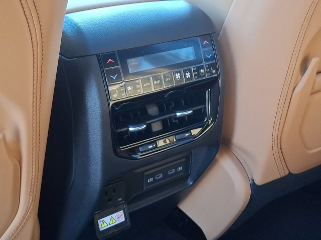 New 2027 Jeep Grand Cherokee Summit AWD/4WD image 7