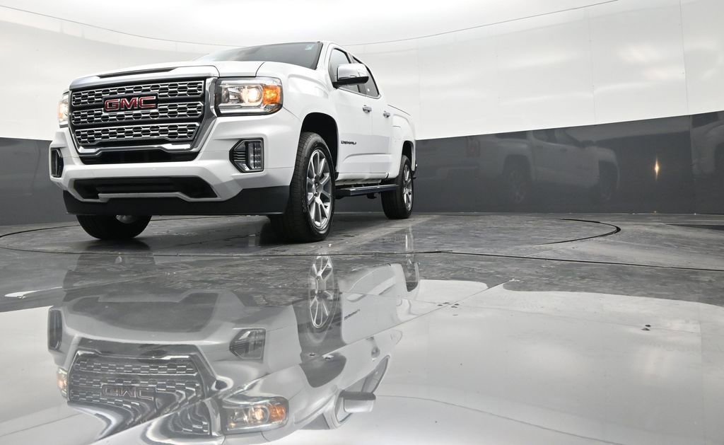 Used 2022 GMC Canyon Denali image 28