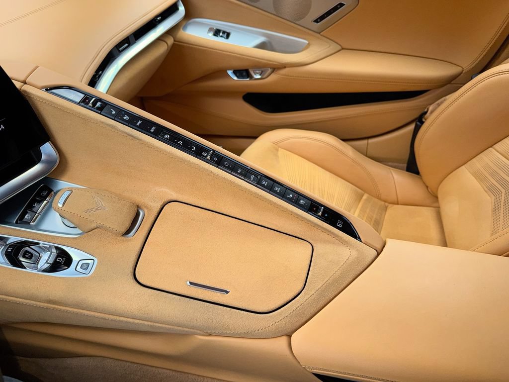 Used 2023 Chevrolet Corvette Stingray Premium Conv w/ Z51 Performance Package RWD image 24