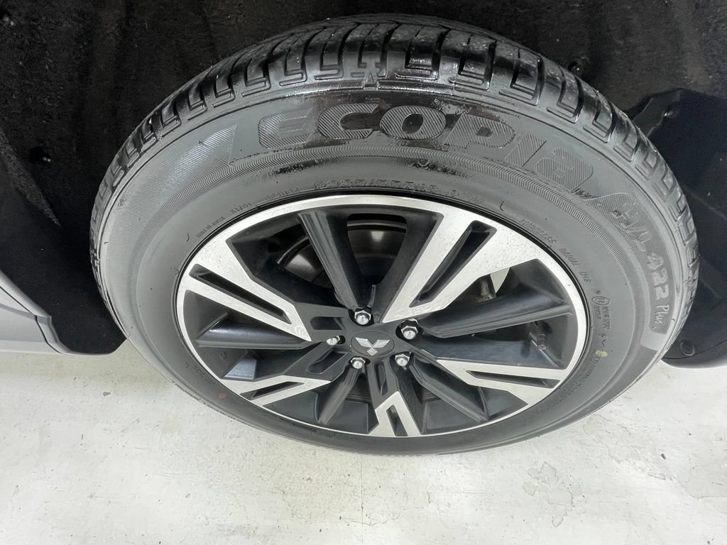 Used 2025 Mitsubishi Eclipse Cross SE AWD/4WD image 9