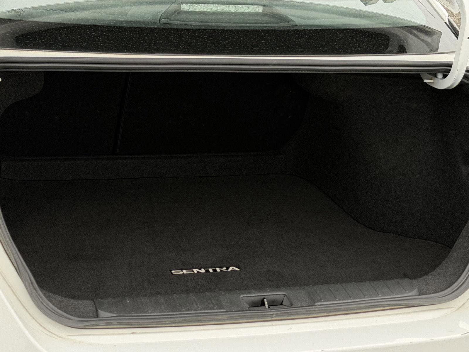 Used 2024 Nissan Sentra SV image 28