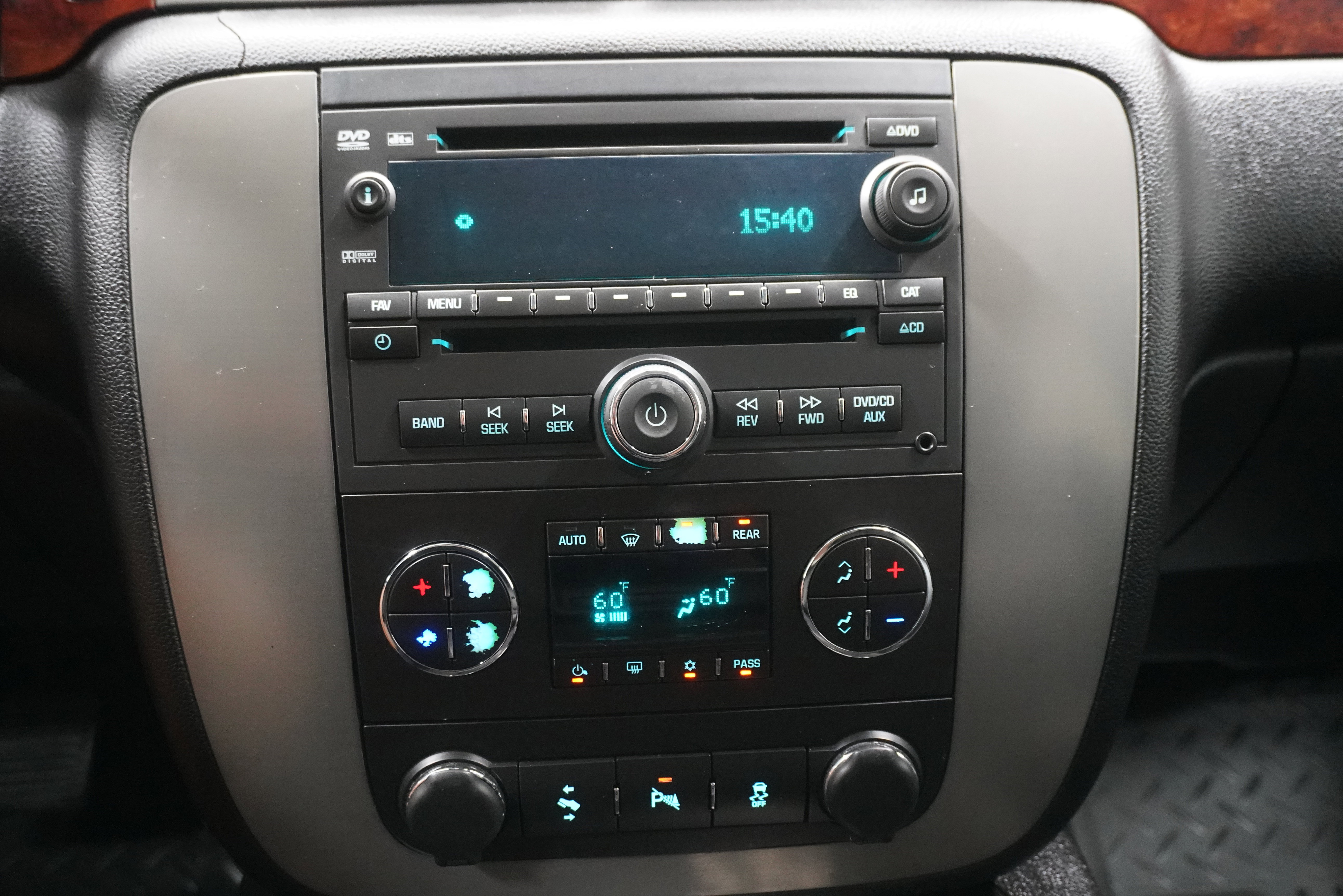 Used 2014 GMC Yukon XL SLT image 23