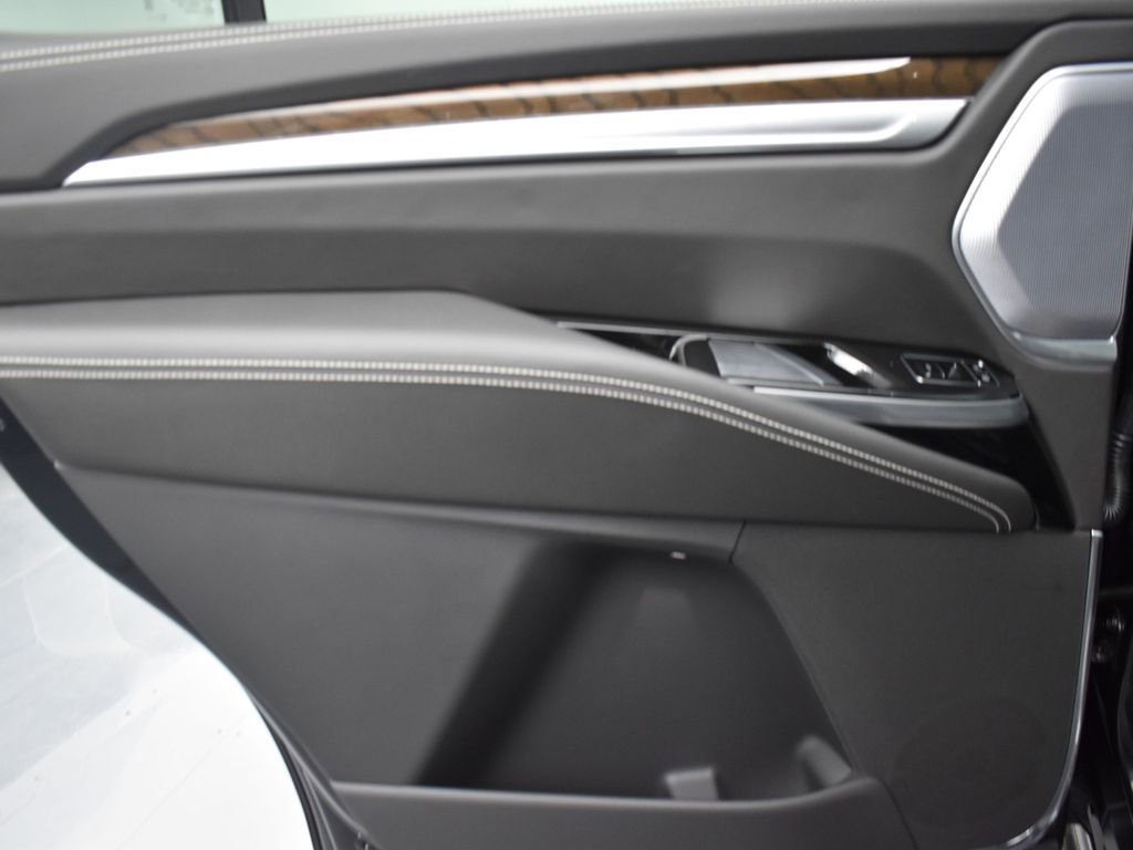 Certified 2026 Cadillac Escalade Platinum Sport w/ LPO, ONYX Package image 26