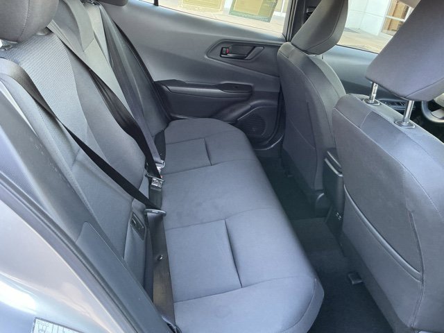 Used 2024 Toyota Prius LE image 18