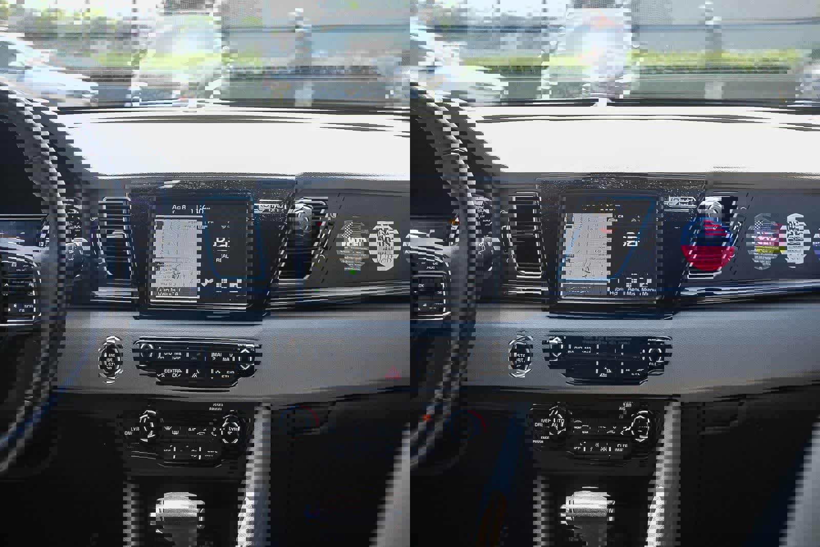 Used 2019 Kia Niro Touring image 18