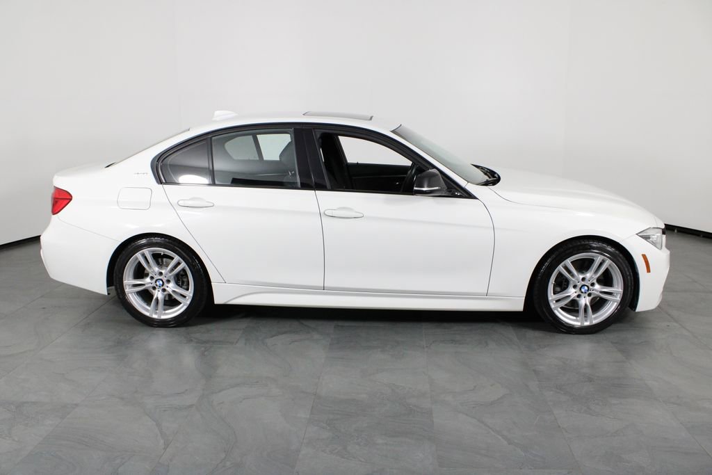 Used 2018 BMW 330e w/ M Sport Package image 13