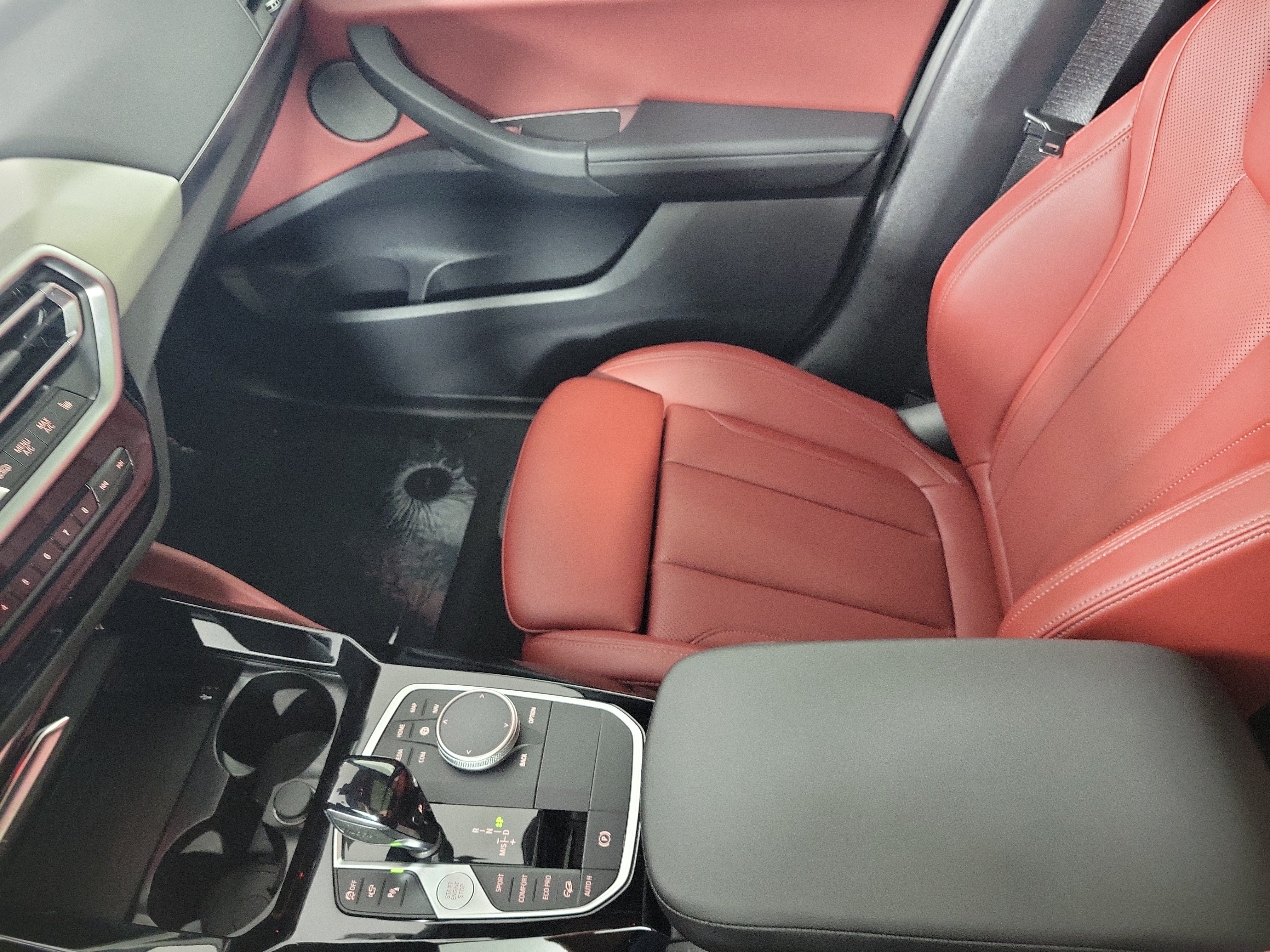 Used 2025 BMW X4 M40i AWD/4WD image 23