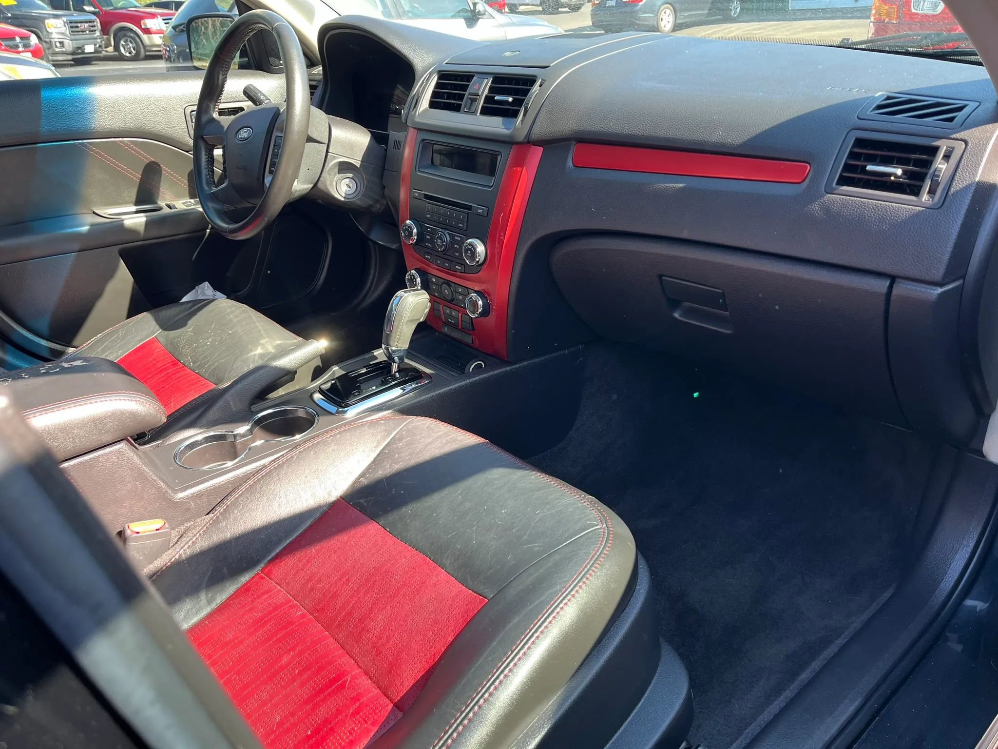 Used 2010 Ford Fusion Sport FWD image 7