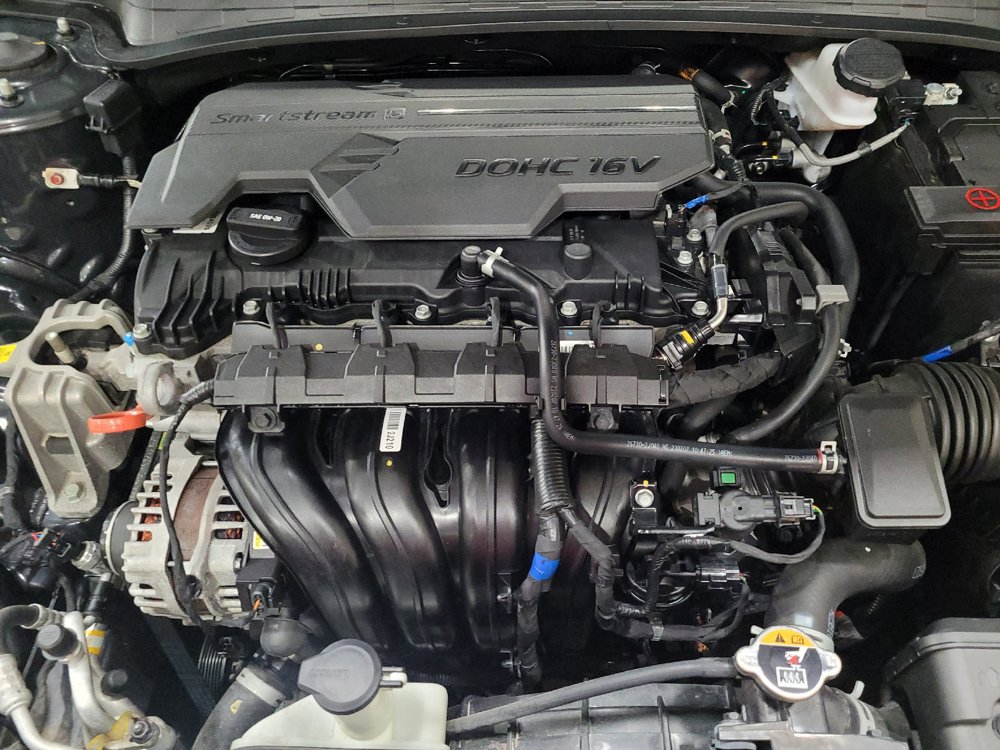 Used 2023 Hyundai Elantra SEL FWD image 30