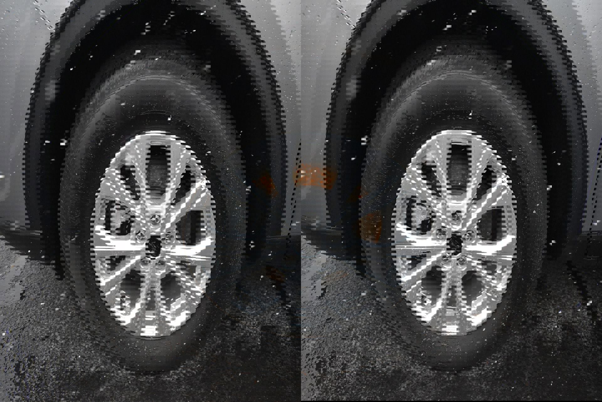 Used 2024 Ford Escape Active image 9