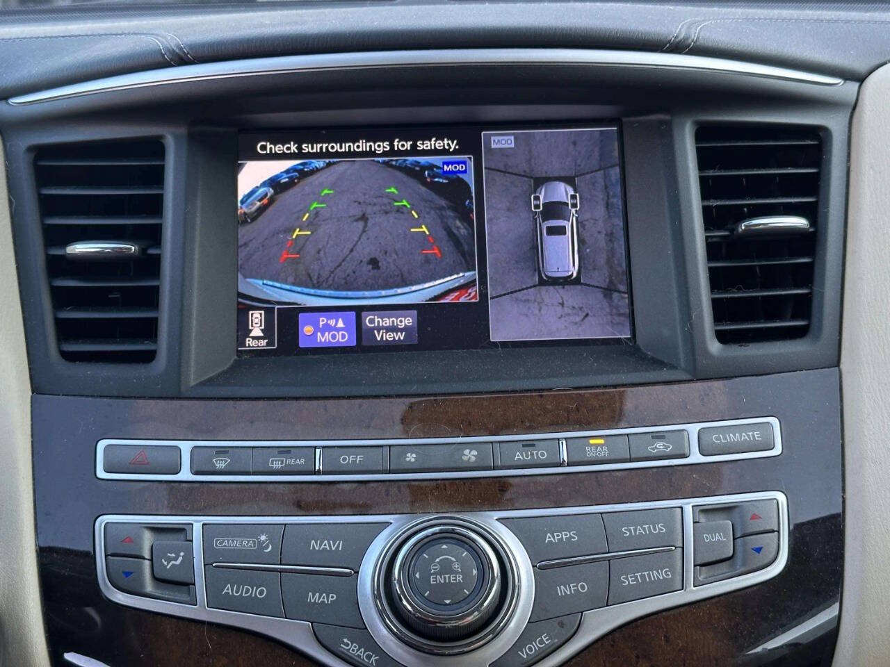 Used 2017 INFINITI QX60 Luxe w/ Deluxe Technology Package AWD/4WD image 34