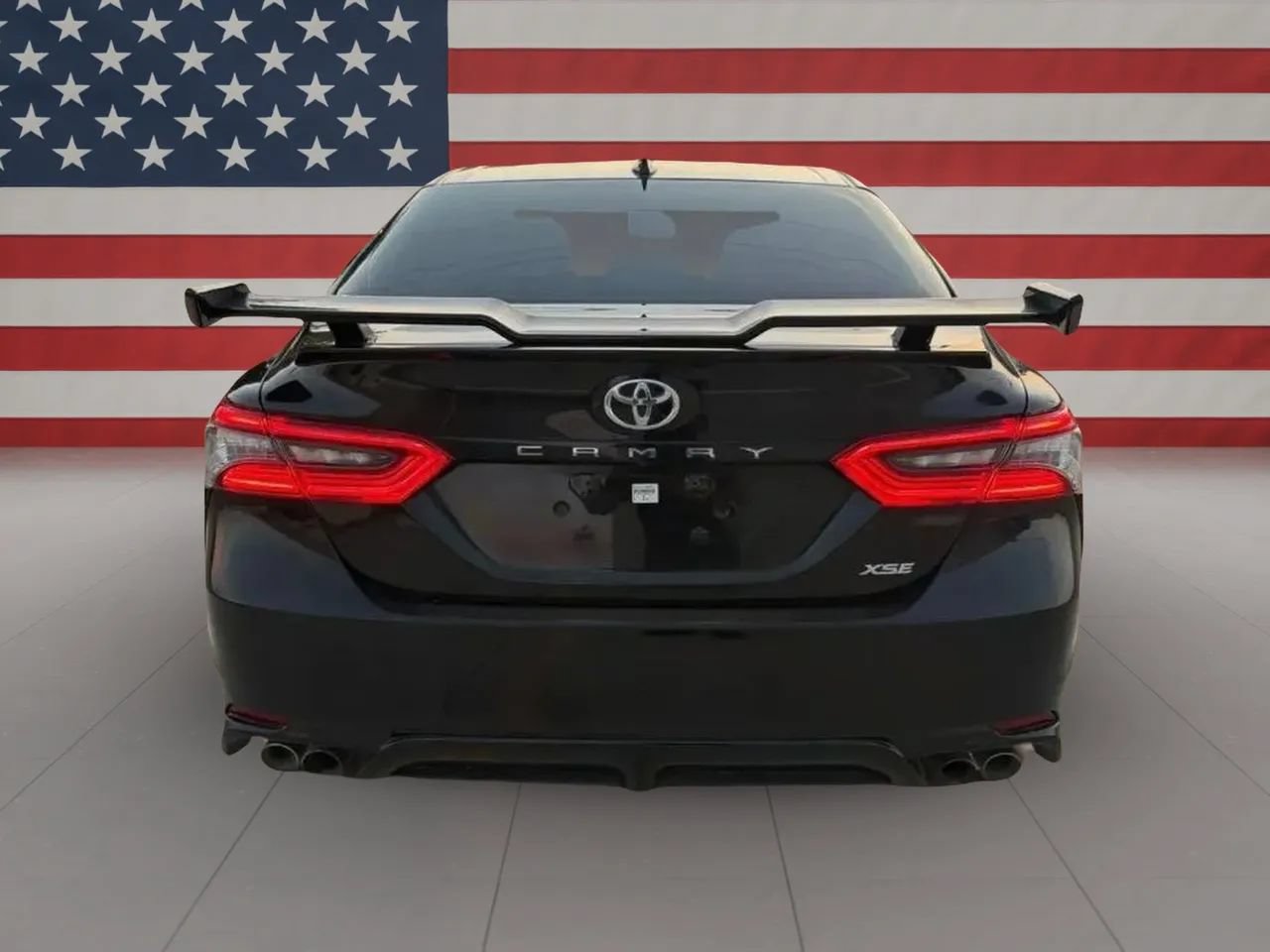 Used 2024 Toyota Camry XSE FWD image 7