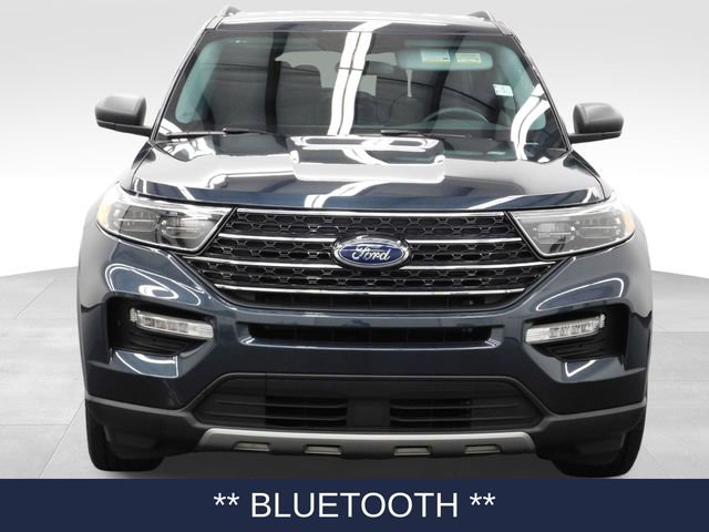 Used 2023 Ford Explorer XLT w/ Equipment Group 202A image 3