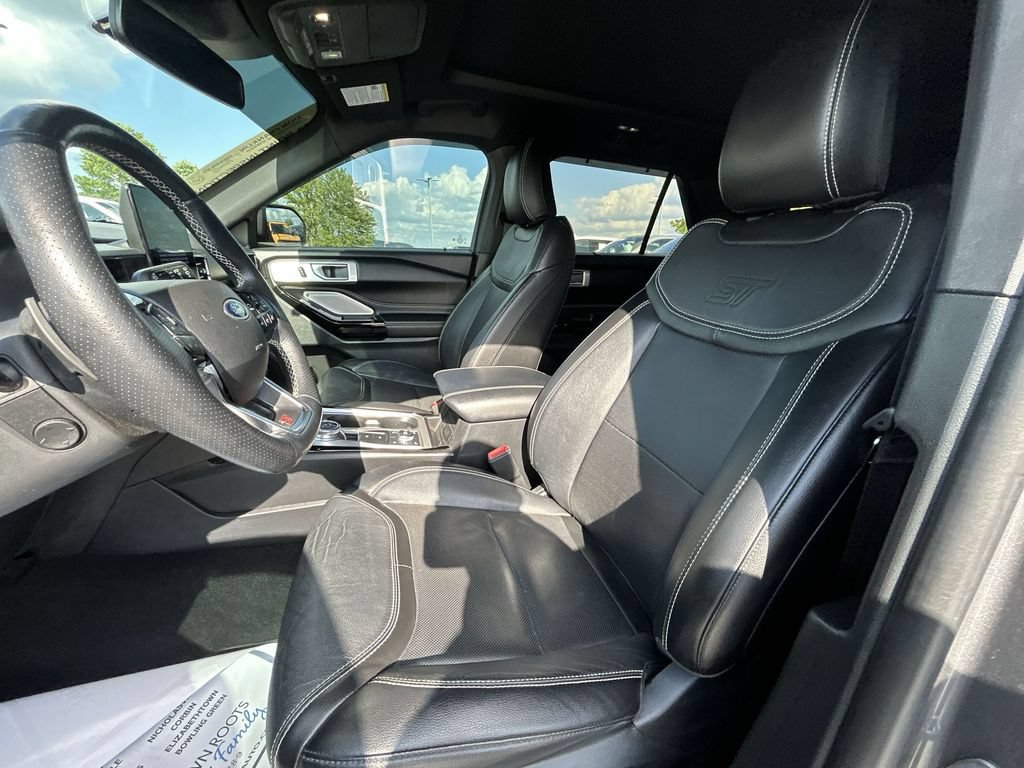 Used 2022 Ford Explorer ST w/ Equipment Group 401A AWD/4WD image 19