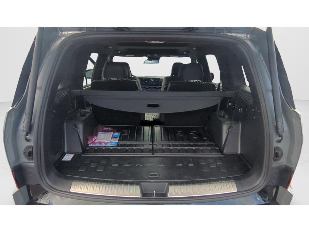 Certified 2025 Hyundai Santa Fe Calligraphy FWD image 9