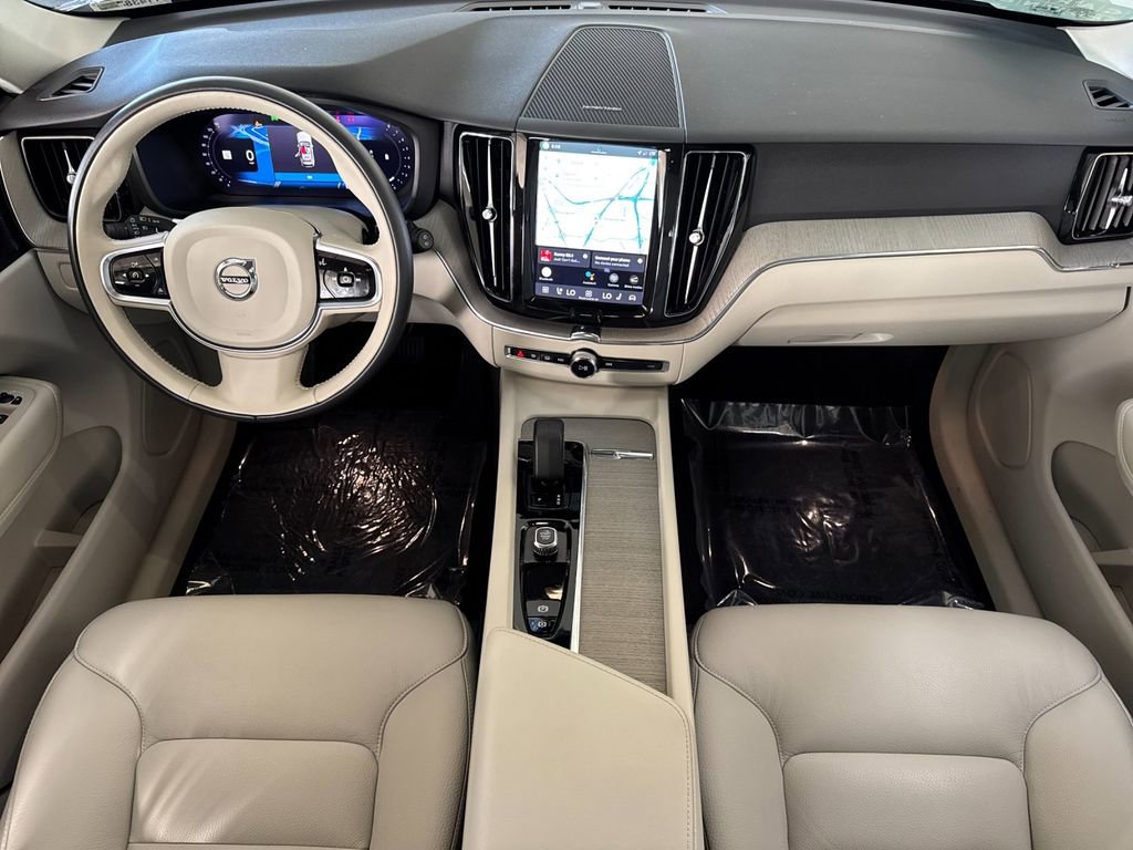 Certified 2023 Volvo XC60 B5 Plus w/ Climate Package AWD/4WD image 12