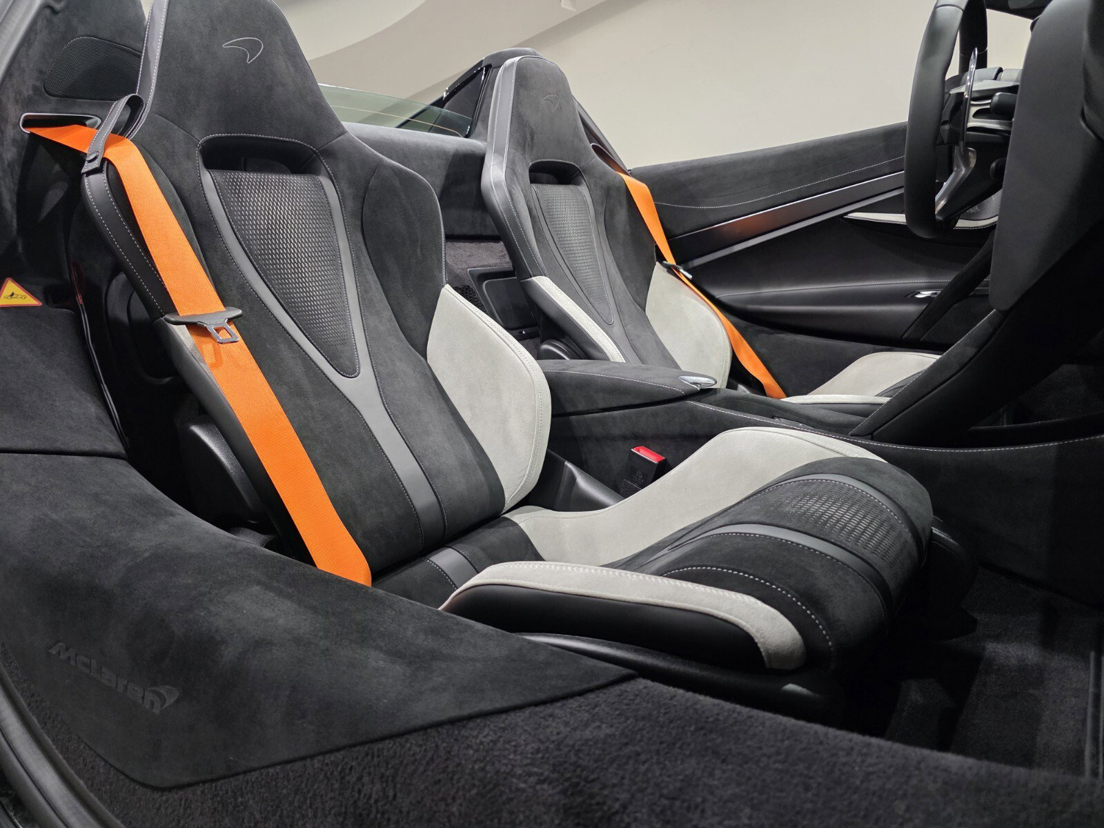 New 2027 McLaren 750S Spider RWD image 23