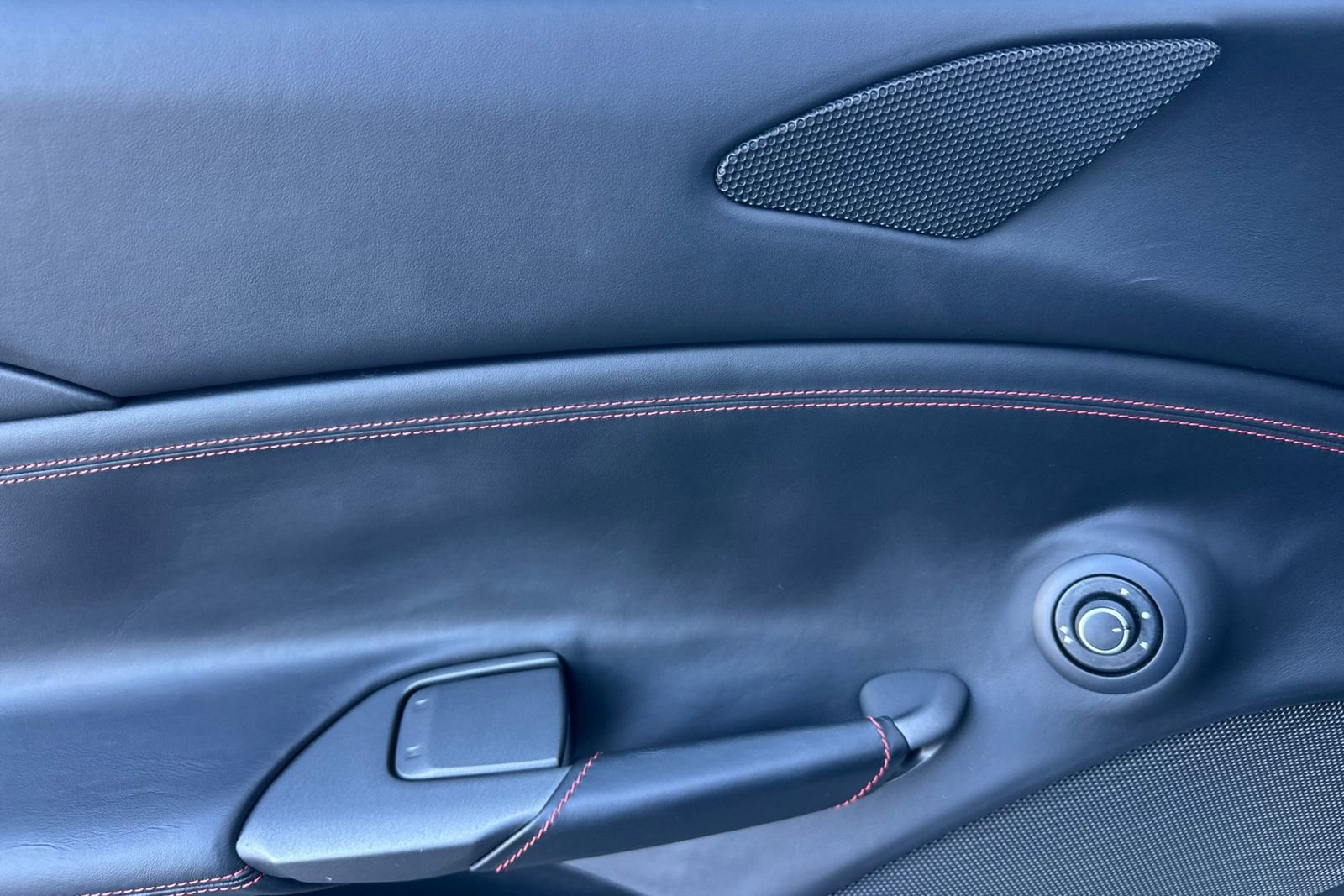 Used 2018 Ferrari 488 Spider image 12