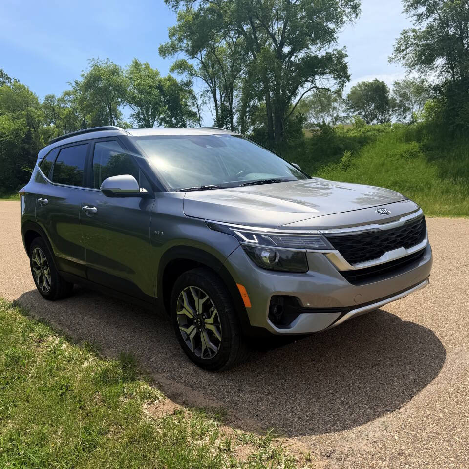 Used 2021 Kia Seltos EX AWD/4WD image 4