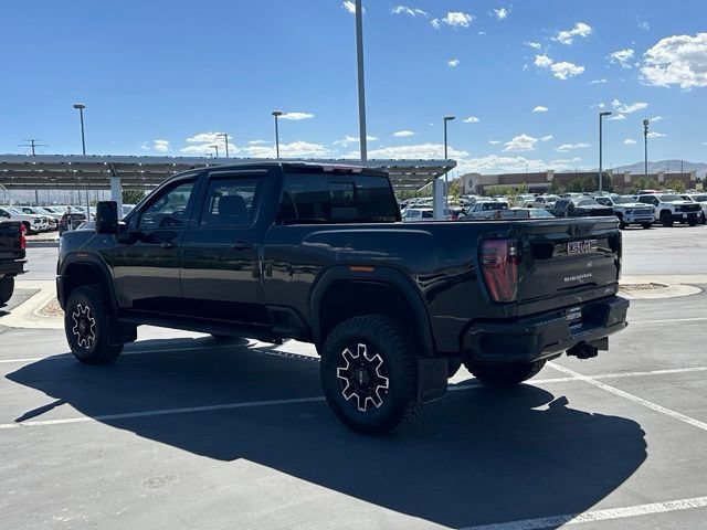 Used 2025 GMC Sierra 3500 AT4 w/ AT4 Premium Plus Package AWD/4WD image 3