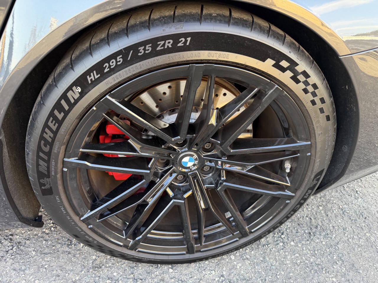 Used 2026 BMW M5 w/ Carbon Package AWD/4WD image 49