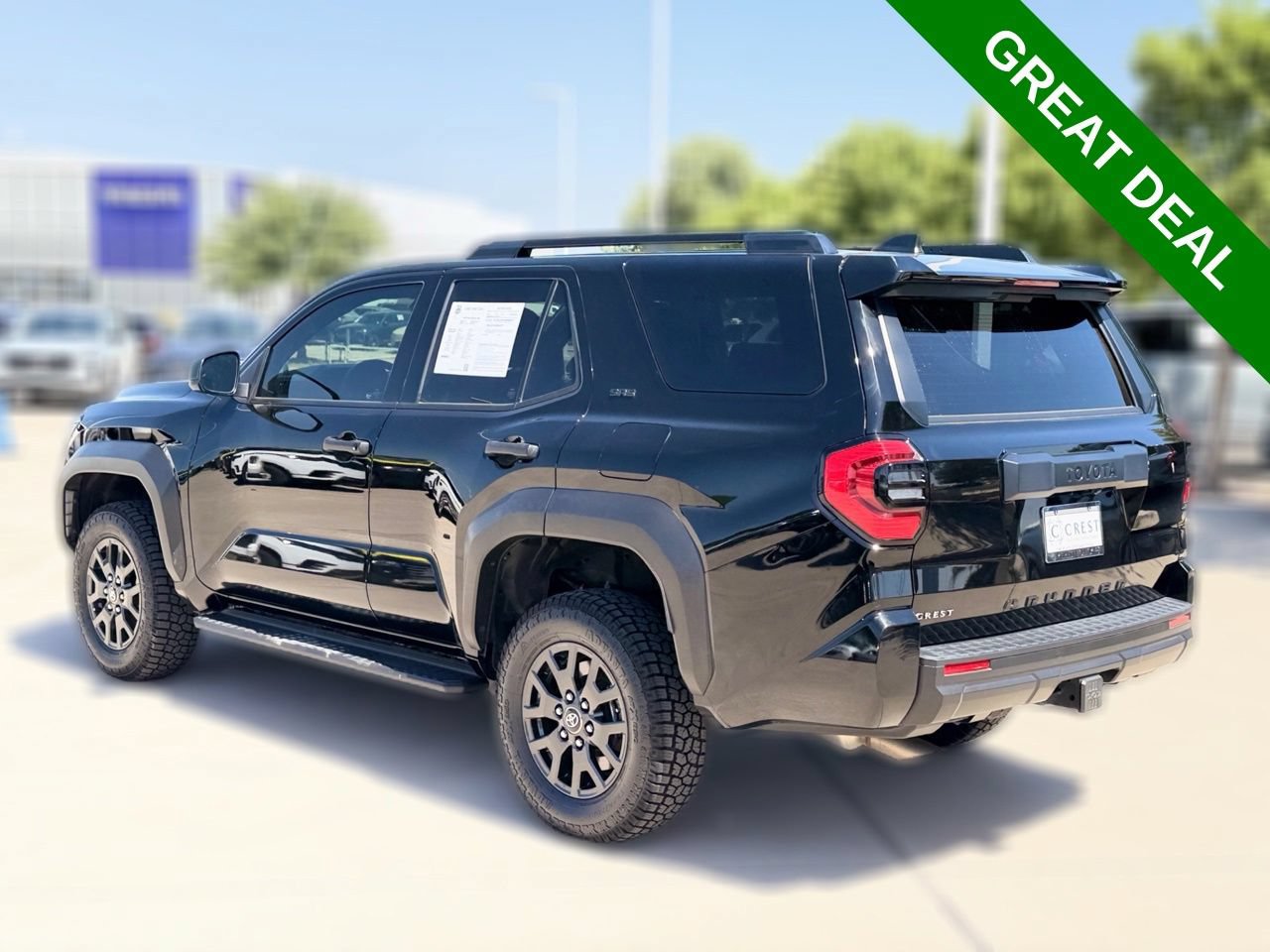 Used 2025 Toyota 4Runner SR5 AWD/4WD image 6