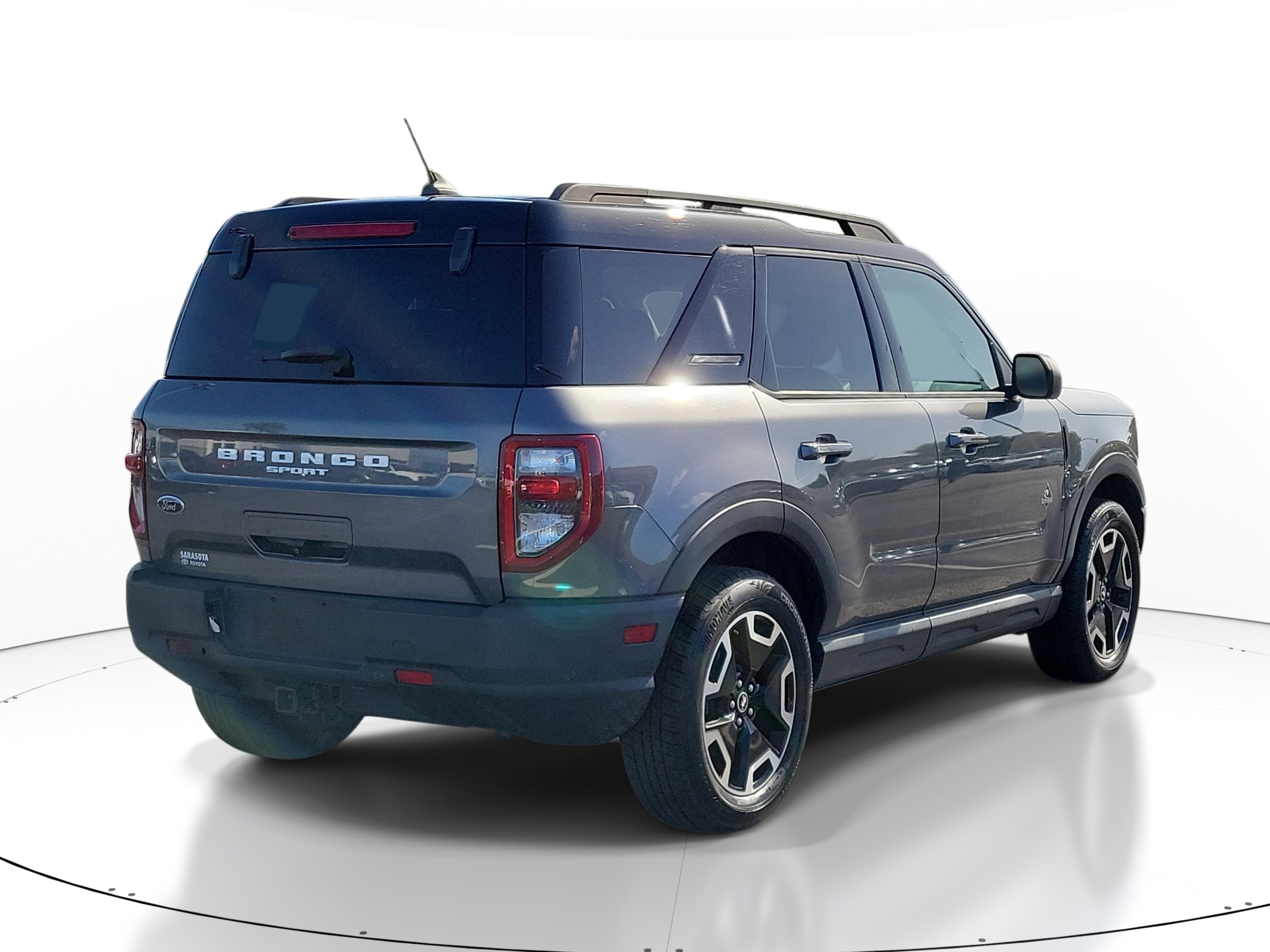 Used 2021 Ford Bronco Sport Outer Banks w/ Outer Banks Package (96D) AWD/4WD image 6