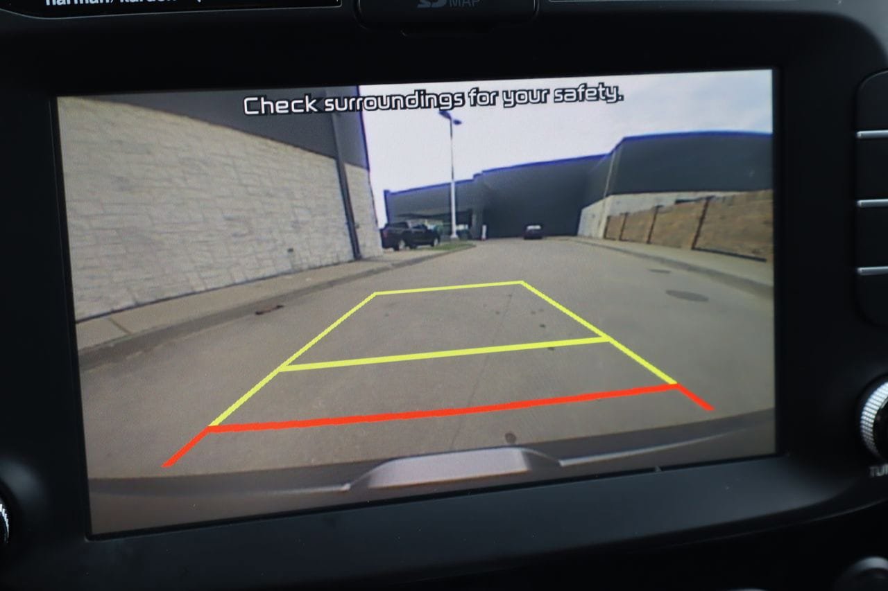 Used 2018 Kia Soul ! w/ Tech Package FWD image 7