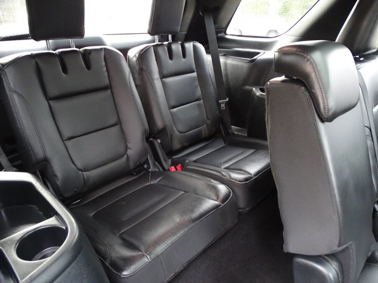 Used 2019 Ford Explorer XLT w/ Equipment Group 202A image 47