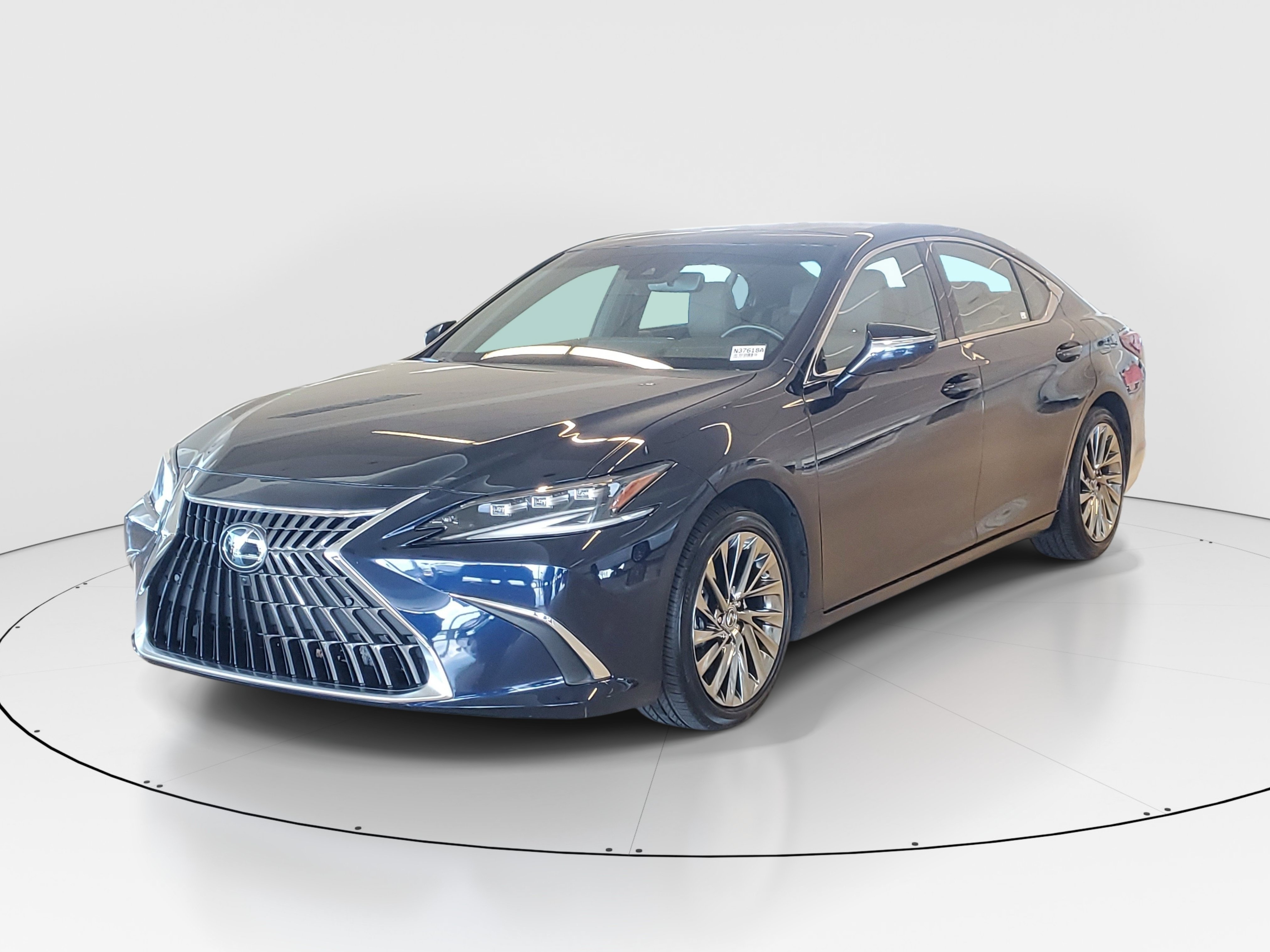 Used 2025 Lexus ES 350 Ultra Luxury w/ Accessory Package (Z2) FWD image 6